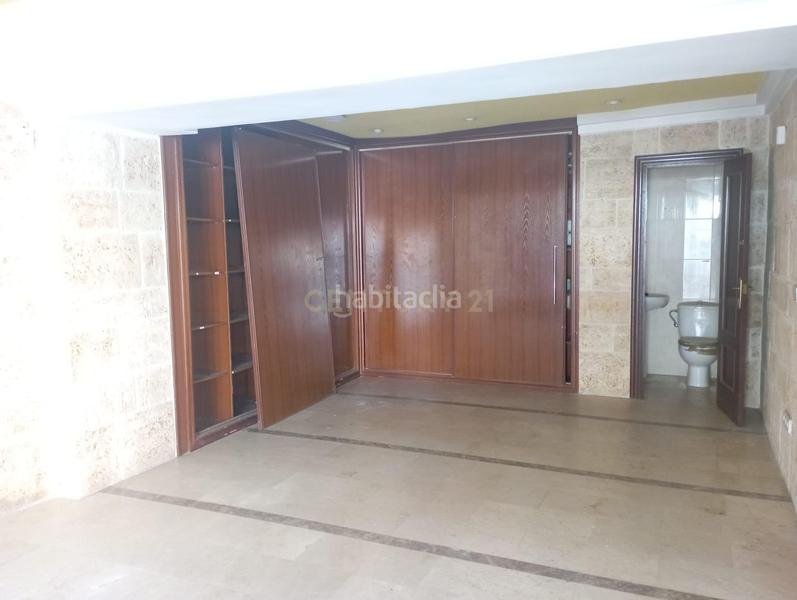 Foto b551d6bd-677a-4fb6-b0bd-980e66840f76. Local comercial a alcoi a Playa Levante Benidorm