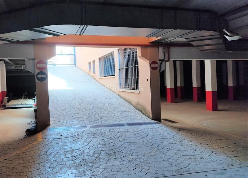 Foto 65318112-0b24-409a-9036-0dfd12b6691f. Parking voiture dans canarias dans Monte y Mar Santa Pola