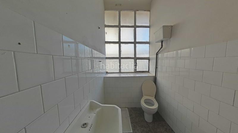 Foto 3f4a6a28-98ff-49c6-94f6-794e734c8f5b. Edificio in Onil a alcoy de in Onil