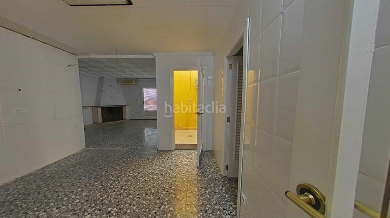 Foto 6ecd5e0d-6a6b-4f24-b21d-b8ef12b76ed4. Edificio in Onil a alcoy de in Onil