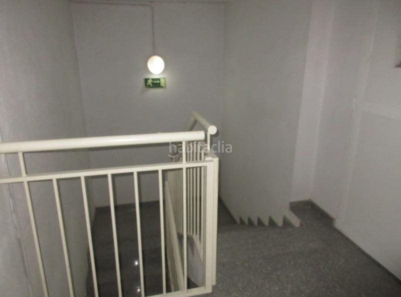 Foto 891e0229-b8a9-45b0-9044-86f3c7a43fa7. Aparcament cotxe a san francisco a Campello Playa Campello (el)