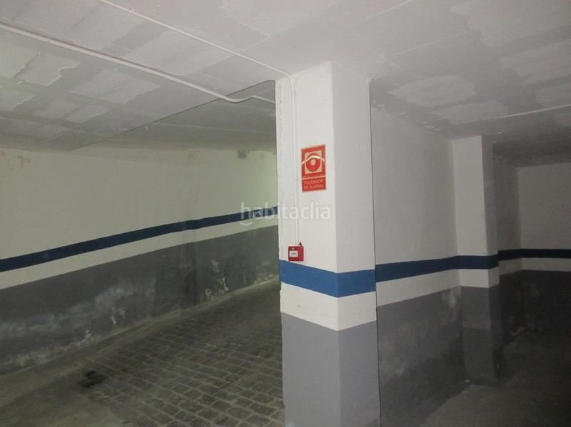 Foto abfc5398-0859-4442-ac58-99a6cc4a62d2. Parking voiture dans san francisco dans Campello Playa Campello (el)