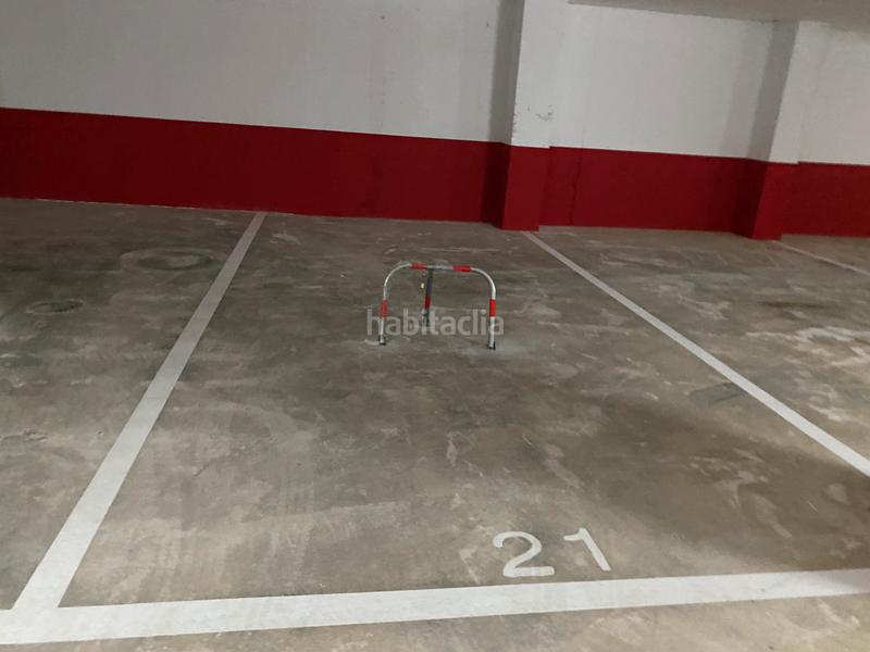 Foto c6a4eb8a-5c54-4cdb-9b67-c88e0803961e. Posto auto in filipinas in Almoradí