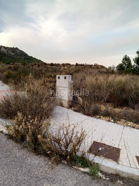 Foto 1673c6f1-a0f5-4def-8e05-20ef471de669. Terreny residencial a sarbide solana parcelas ado a Alcoi