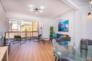 Alquiler Piso  Carrer pintor gisbert, 3, alicante, spain 3. Moderno piso con encanto en san blas  disponible hasta junio 202