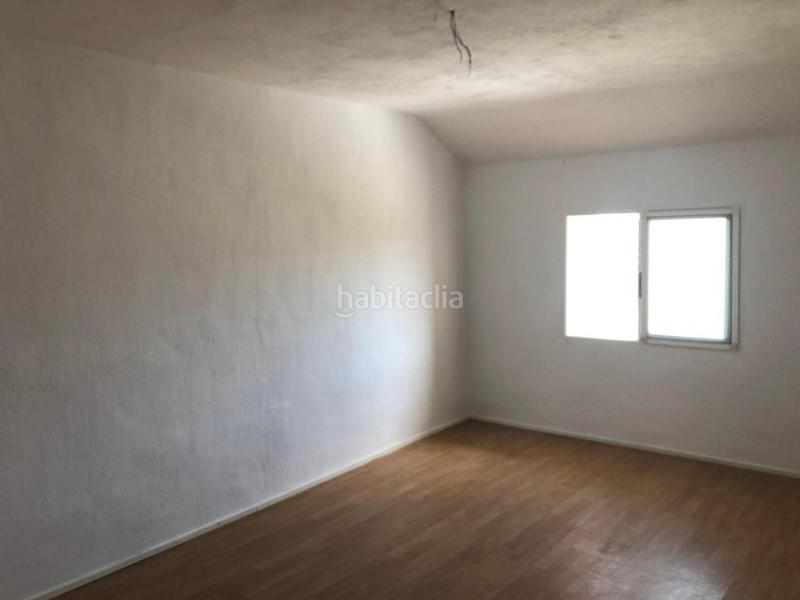 Foto e2a3cbc2-455c-48cd-9108-52b95c071ec8. Casa in raval in Camp de Mirra (el)