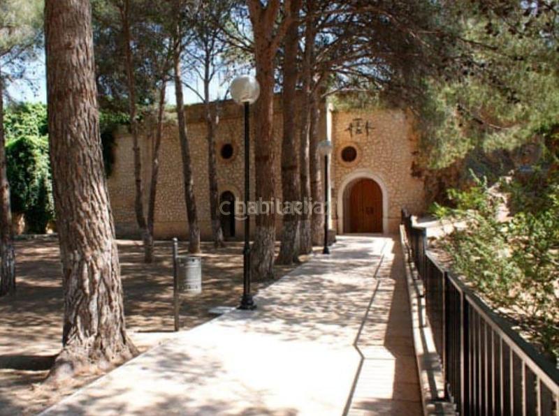 Foto d32519ae-ff2c-4740-98c9-418591dd76d6. Maison dans calle sagasta dans Pinoso