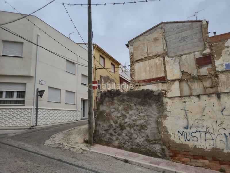 Foto 39d4b2f3-bd62-4331-9f36-8fea91e50c40. Terrain résidentiel dans cl santa barbara 59Caudete (albacete) dans Caudete