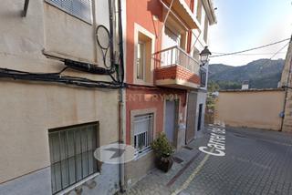 Maison à Carrer de cervantes, 6, lorcha/l'orxa, spain 6. Casa 100 m en lorxa c cervantes, 6  vendida alquilada  ingreso 1