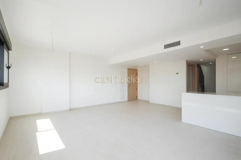 Foto 3e086137-ad1e-4975-897a-5f56e584cb3c. Apartament a calle bailarín josé espadero a Garbinet - Parque de las Avenidas Alicante