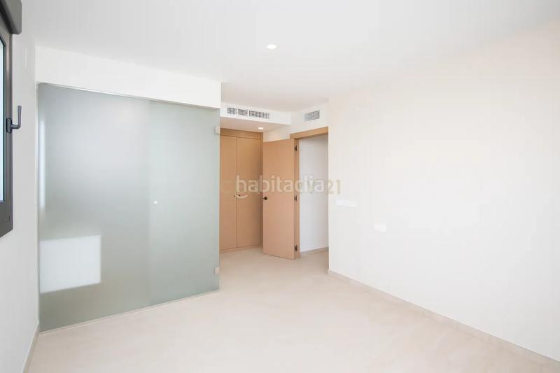 Foto 95bc2f51-e4a0-4c6c-aaad-f58d10fc1190. Apartament a calle bailarín josé espadero a Garbinet - Parque de las Avenidas Alicante