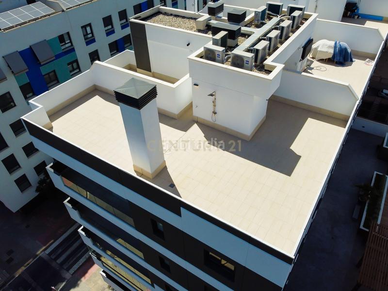 Foto 9805bcd7-e12f-4d4a-b2d6-4f118ad0dacb. Apartament a calle bailarín josé espadero a Garbinet - Parque de las Avenidas Alicante