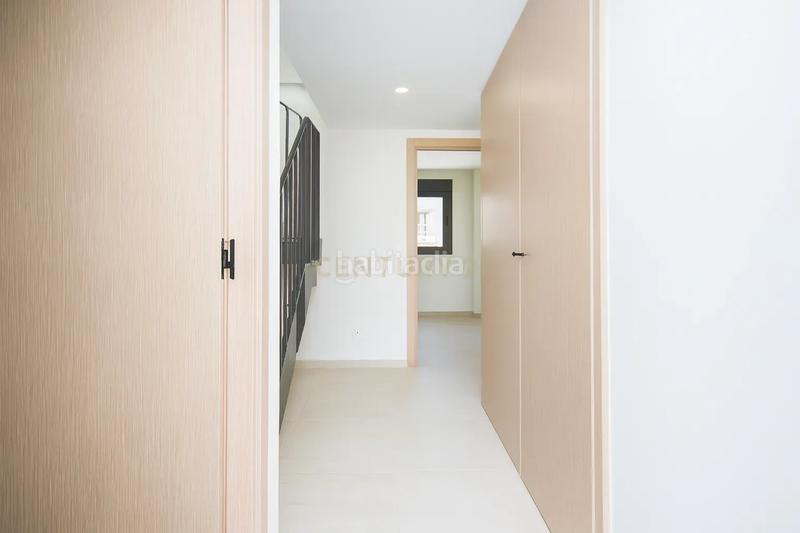 Foto b234aef2-5b77-40fb-9759-477472bb1f4d. Apartament a calle bailarín josé espadero a Garbinet - Parque de las Avenidas Alicante