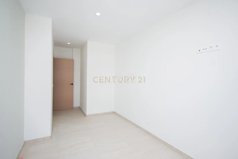 Foto c3df1258-3362-4ed4-bab8-a7b34d8b322c. Apartament a calle bailarín josé espadero a Garbinet - Parque de las Avenidas Alicante