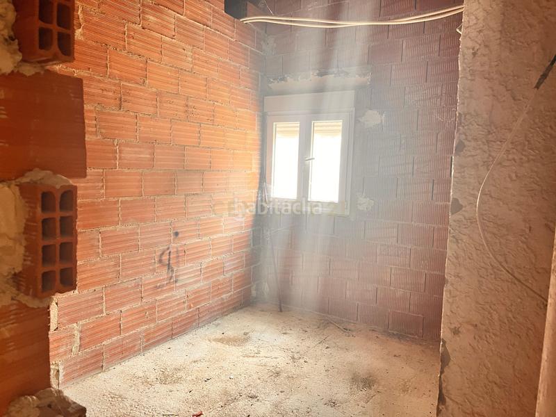 Foto 34a3c2ab-0fbf-4ef3-9783-7625034f400c. Casa in poligono 4 4 in Sax