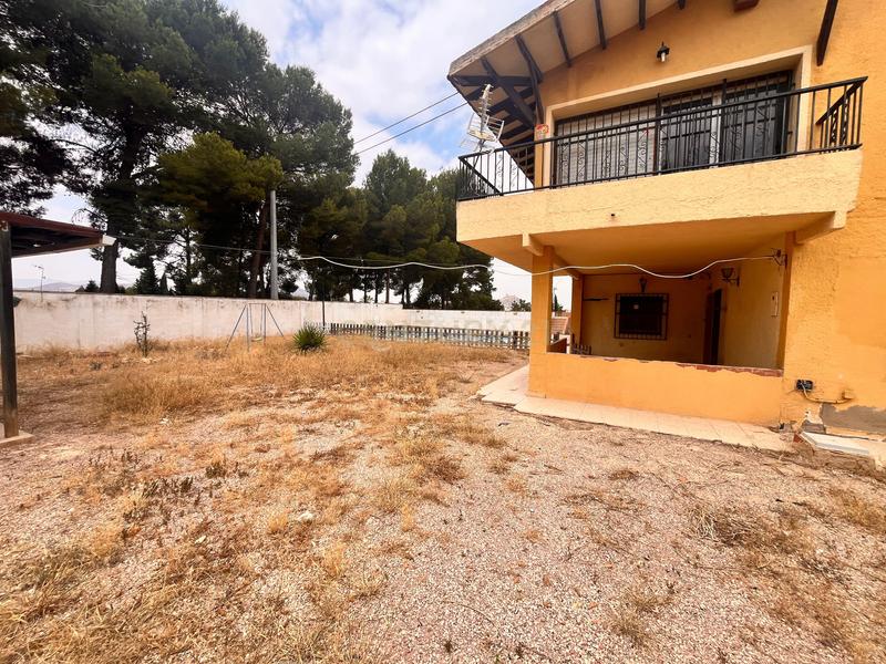 Foto 68cf0b63-3989-48b1-ac0c-63b57fcfb241. Casa in poligono 4 4 in Sax