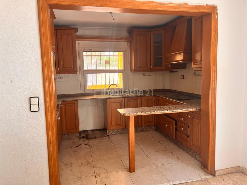 Foto 7d05f85a-484f-467f-b6b1-1cdf13a62150. Casa in poligono 4 4 in Sax