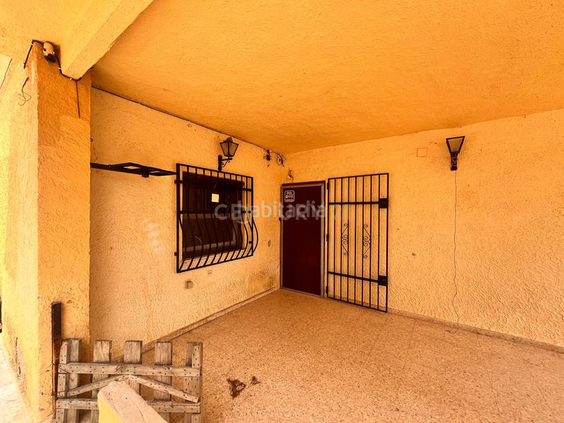 Foto 82860d38-ce83-49b0-8c66-7e8dce8a57c5. Casa in poligono 4 4 in Sax