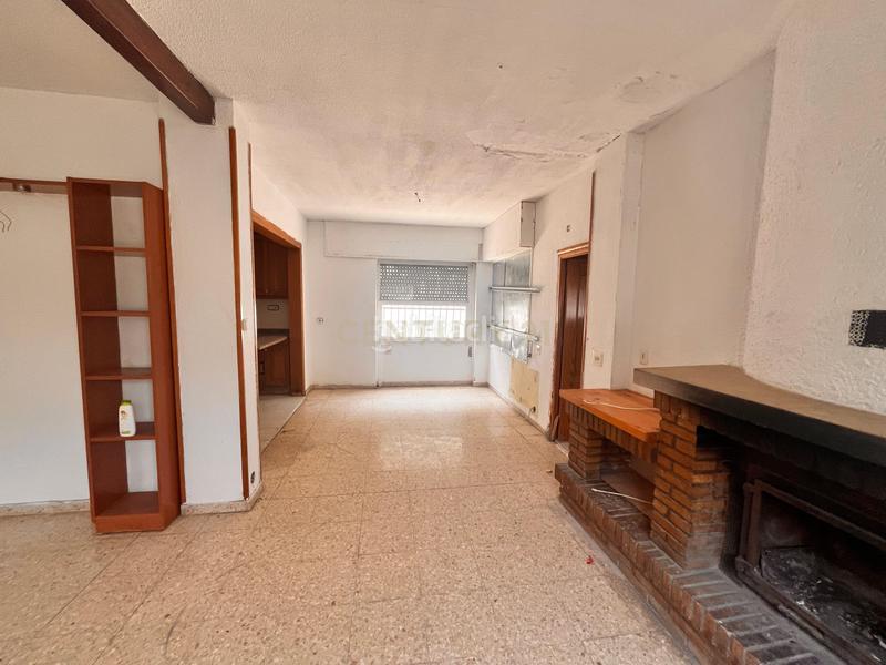 Foto 87d57e99-3e24-4dc3-ab21-17c6fe1e0759. Casa in poligono 4 4 in Sax