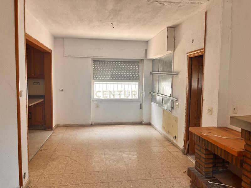 Foto 95525732-9908-4aa0-9fc1-efa69fac061a. Casa in poligono 4 4 in Sax