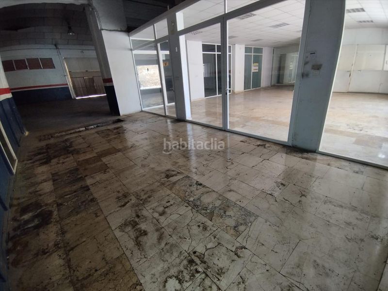 Foto e6f53392-225e-4ba8-8e9b-28f1d18cff0f. Local comercial en cl roure 16 monovar/monover (alicante) amplio almacén en monóvar, alicante oportunidad única en Monòver