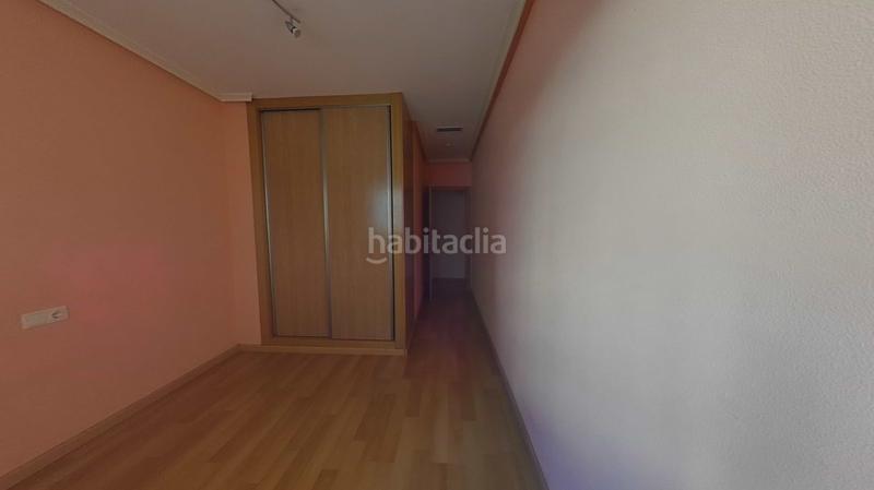 Foto afd8e4f9-3c68-416f-b582-047b29f6918a. Apartament a oscar espla a Monforte del Cid