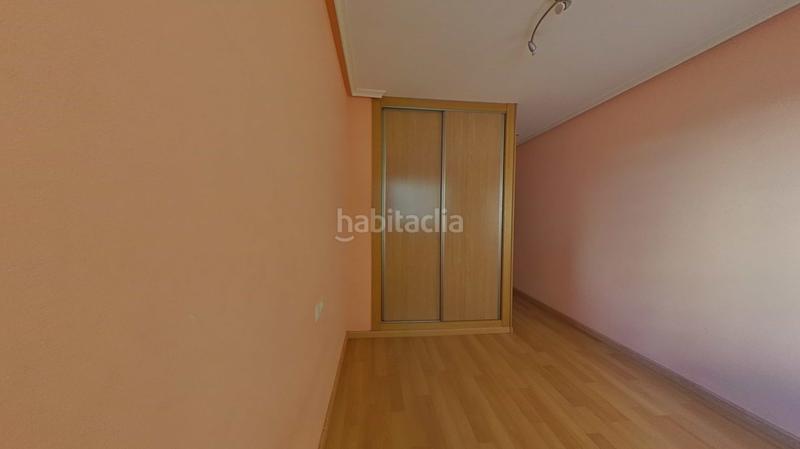 Foto f0c0efe0-1a83-4894-b679-4696baf26d6d. Apartament a oscar espla a Monforte del Cid