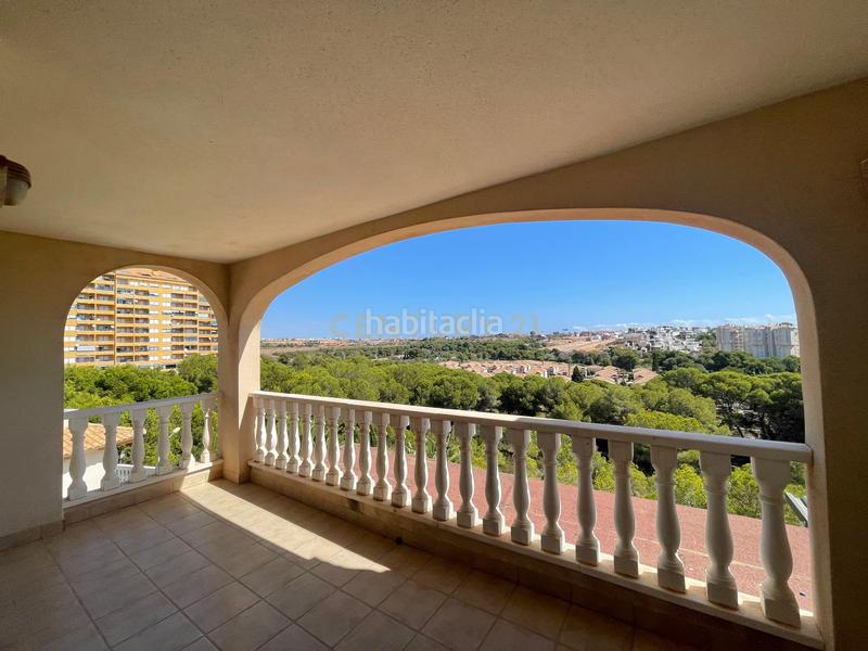 Foto 0511f667-85b5-404f-b1a9-22e4bb0d101c. Maison dans samaniego-cmor dans Campoamor Orihuela