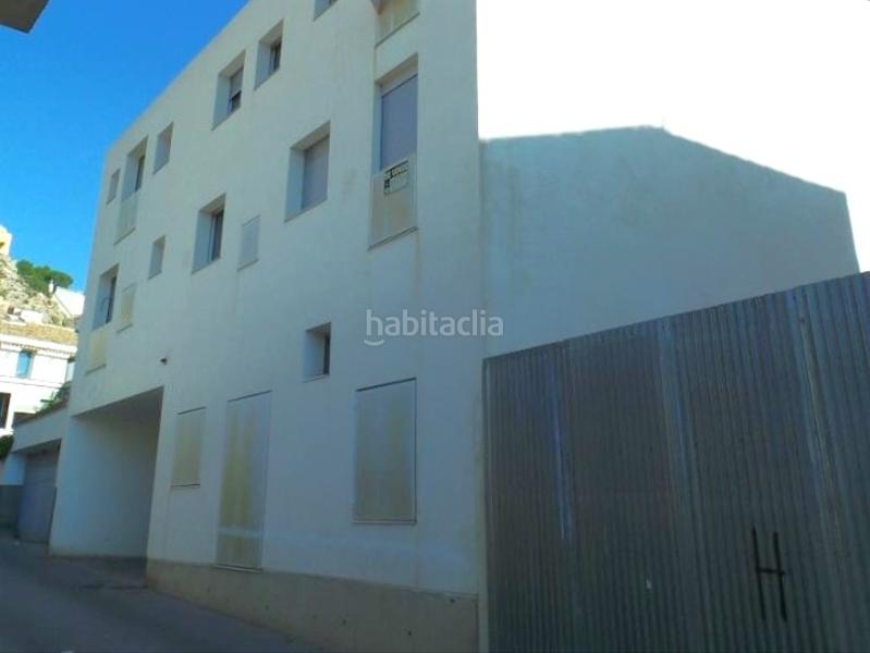 Foto c3599438-fbbb-4037-9ac9-4d9b8ddb6ff9. Autoparkplatz in cami de cabanyes in Castalla