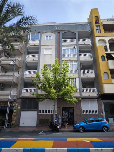 Foto abcb493a-a212-4f8a-ad2f-c36f5c458f5c. Appartement in avenida de las habaneras in Zona Playa del Cura Torrevieja