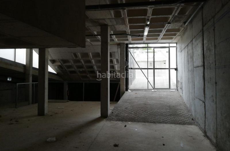 Foto 3d3b14c8-45b9-4005-b7e9-b2428e5ec6f2. Autoparkplatz in cami de cabanyes in Castalla