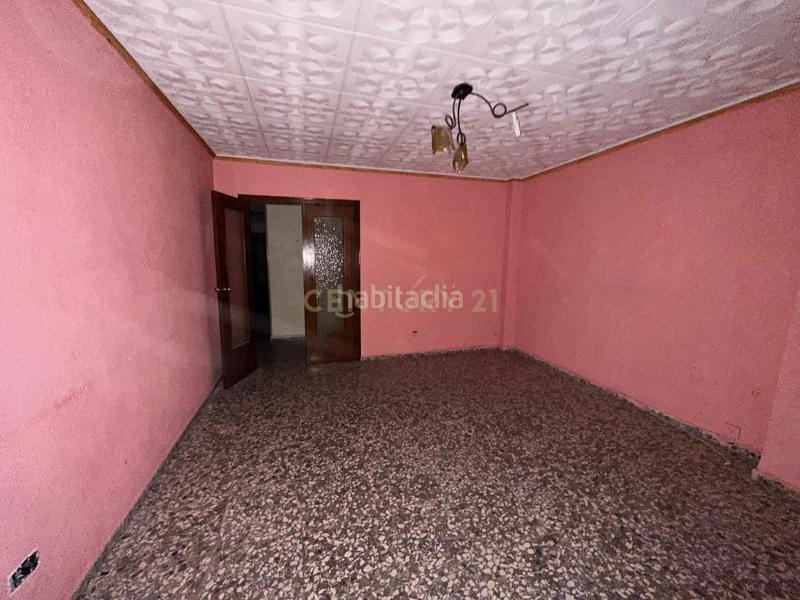 Foto f0e13d21-d5e7-42c7-9b3a-084c520fd7b6. Piso en calvario amplio apartamento , alicante oportunidad única en Albatera