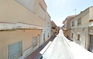 Apartament  Sant pau. Oportunidad en monóvar casa de 3 habitaciones a recuperar