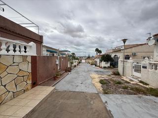 Apartament a AV DEVA 125 TORREVIEJA (ALICANTE)