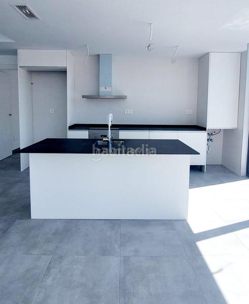 Foto aa64ea9e-aabc-455f-929b-6e63d8d1073b. Maison avec parking piscine dans Monte y Mar Santa Pola