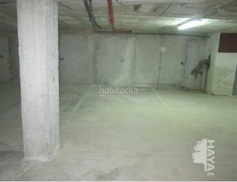 Foto 3f190791-8334-4aee-b33a-85fbe5beab83. Parking voiture dans del puerto 34 -1 dans Puerto Deportivo Guardamar del Segura