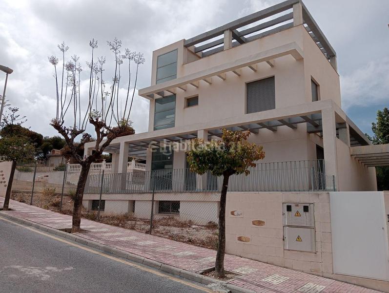 Foto 37b9e88a-3b80-4a61-8230-d6f79bfd47d2. Casa a carrasqueta a Centro Mutxamel