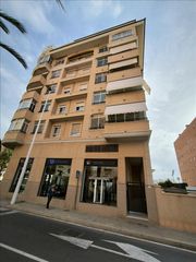 Apartament a Cl josep joaquim landerer 12 elche/elx (alicante) 12. Amplio piso de 4 habitaciones en elche, alicante