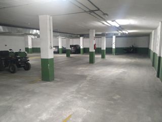 Parking coche en Vicente fuentes sansano, 22
