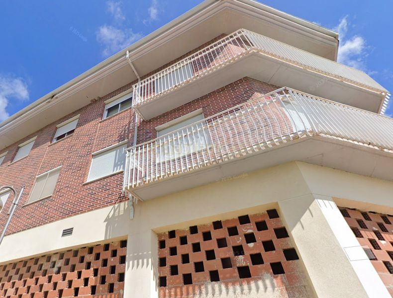 Foto 5b0360c6-91d1-48a8-86d2-a35eaf0ee0d6. Apartament a avinguda del país valencià a Muro de Alcoy
