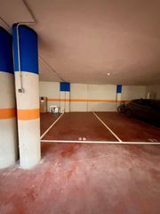 Location Parking voiture à Avinguda de l'estació, 9, el campello, spain. Garaje en avenida de la estación 9  urbanización los abedules