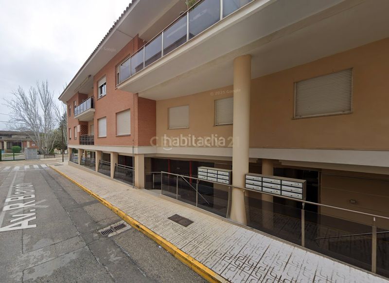 Foto ea586d68-c0f5-46a9-9d20-513fac4a4fa7. Car parking in avinguda real blanc in Cocentaina