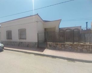 Maison à Cl san jose 3algueña (alicante). Acogedor piso en algueña, alicante  93m por 84,000