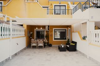 Miete Erdgeschoss  Cl segovia 24elche/elx (alicante) 10. Amplio bungalow en alquiler larga temporada!!