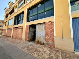 Business premise in Federico garcia lorca, 90. Amplio local comercial  en benijófar, alicante para recuperar