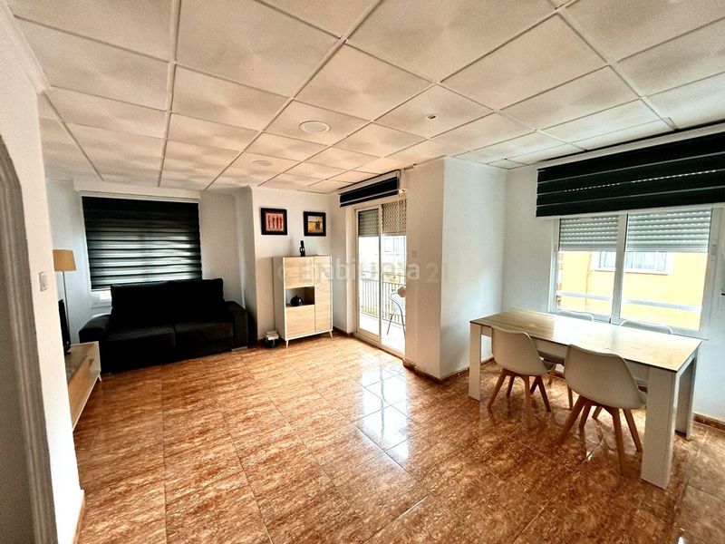 Foto d2452674-f561-40cb-b01e-67c7f6b2b036. Lloguer apartament a Plaza Castelar - Mercado Central Elda