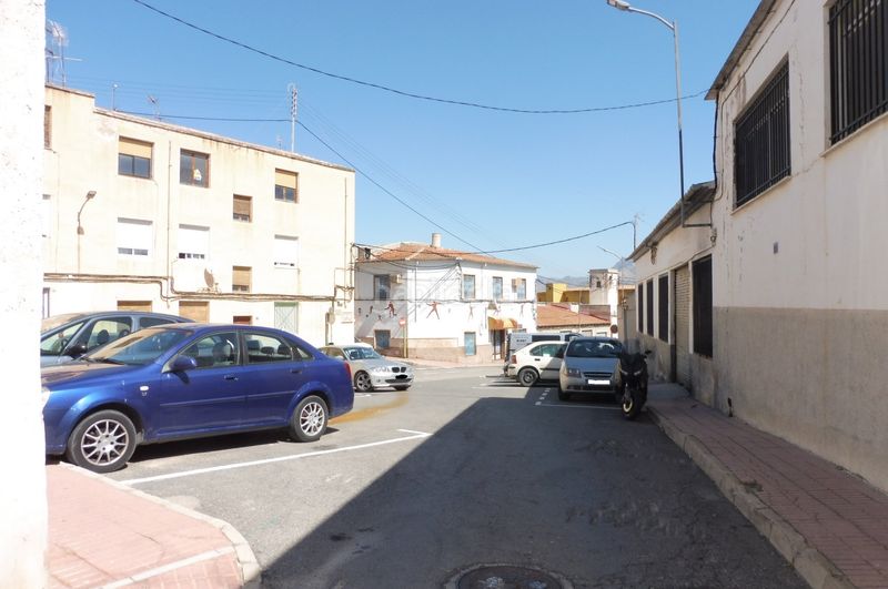 Foto f6c4d552-1ecb-4b34-bf29-e4542051df19. Terreno residencial en vinaters en Monòver