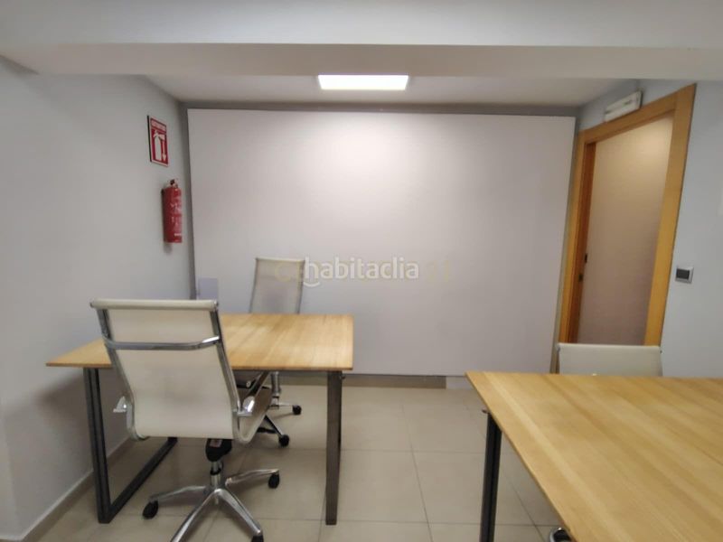 Foto f32a2b36-6aa9-4150-9555-cc69f800da64. Miete büro in cl escoto 33 Alicante/alacant (Alicante) 33 in Alicante