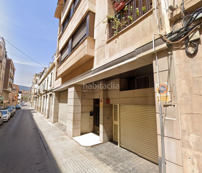 Foto 98922f87-4745-4123-9aa3-d549af3915e7. Local comercial a calle de perú 27 a Eixample Alcoi