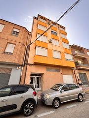Apartamento en Calle colón, castalla, spain 34. Amplia vivienda de 3 dormitorios y 2 baños en castalla